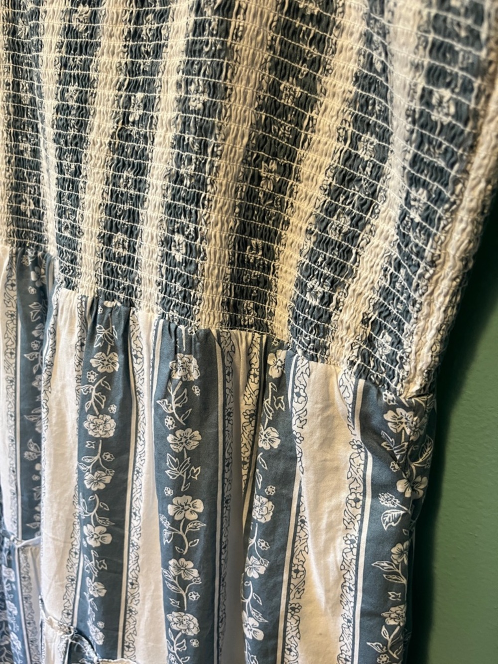 J Crew Doen-like floral printed smocked ruffle cotton midi dress - Picture 5 of 12